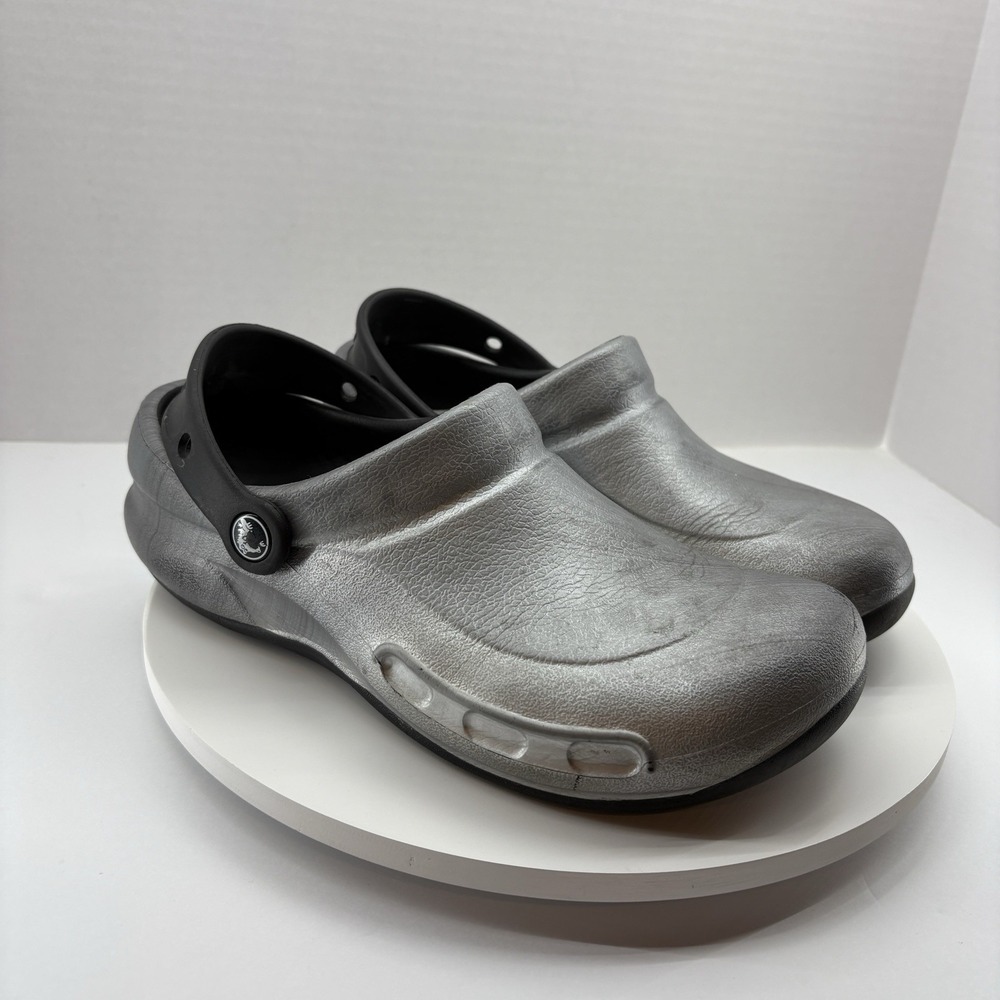 CROCS BISTRO Unisex Adults Clog Shoes, Women's 8/Men's 6- Metallic Silver